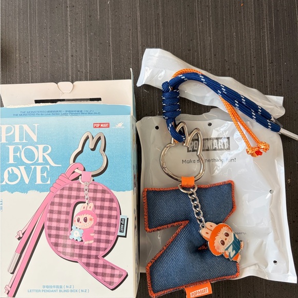 POP MART Other - FLASH SALE OPEN BOX!!!! Authentic Pin For Love Letter Pendant Z!